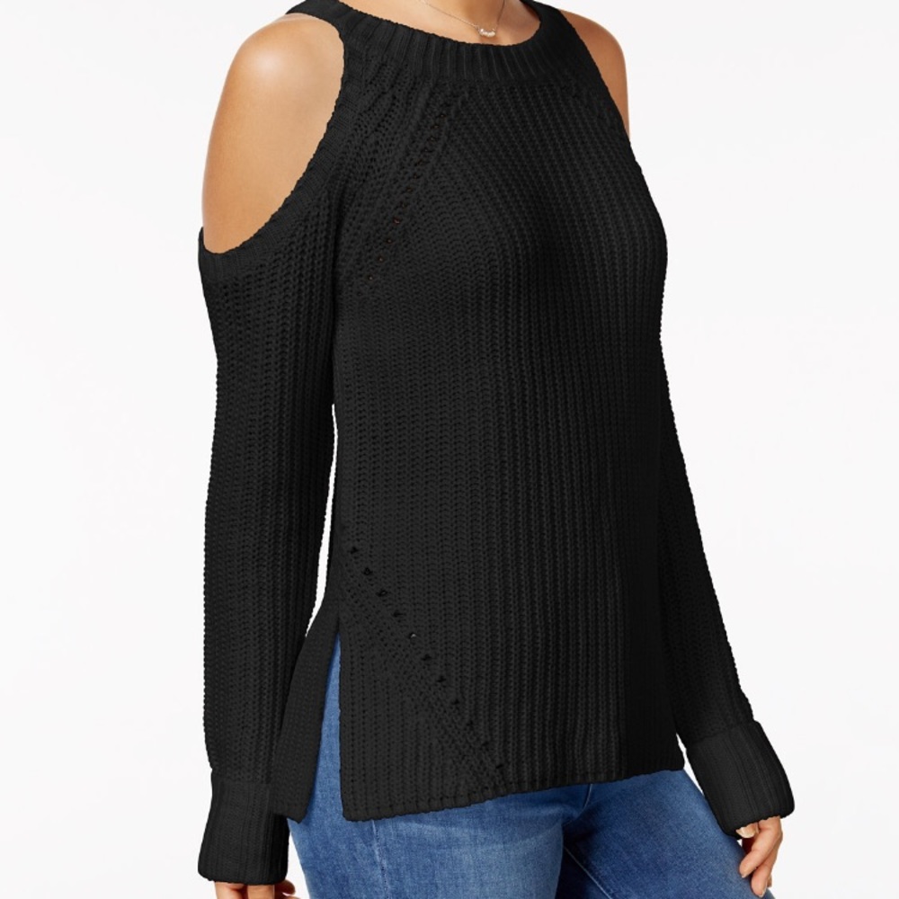 💕💕Cold Shoulder sweater 💕💕